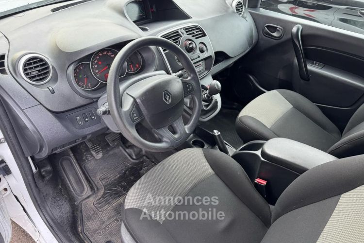 Renault Kangoo Express DCI 95CH Maxi Garantie 6 ans Aménagement intérieur en bois Bluetooth Volant multifonction 219-mois - <small></small> 13.690 € <small>TTC</small> - #5