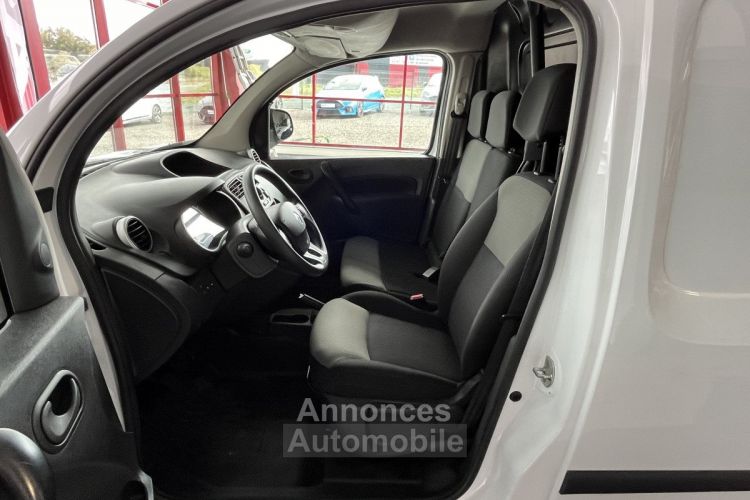 Renault Kangoo Express FOURGON 1,5 DCI 80 EXTRA R-LINK GPS REGULATEUR LMITEUR PARK PILOT TRES BON ETAT - <small></small> 13.990 € <small>TTC</small> - #22