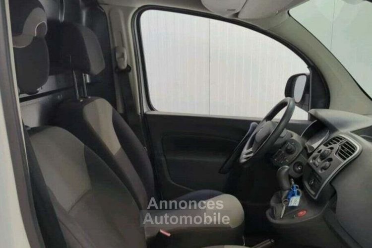 Renault Kangoo Express GRAND VOLUME MAXI 1.5 DCI 90 GRAND CONFORT GALERIE - AMÉNAGEMENT ZONE CHARGEMENT - <small></small> 13.788 € <small>TTC</small> - #4