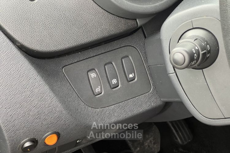 Renault Kangoo Express II Phase 2 1.5 Blue dCi 95 cv - <small></small> 8.990 € <small>TTC</small> - #18