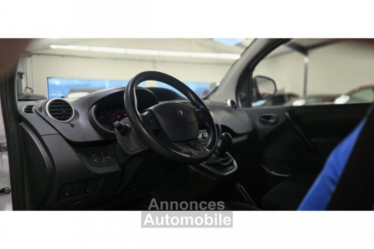 Renault Kangoo Express L0 1.5 DCi 90 FOURGON COMPACT R-LINK / 1ERE MAIN / TVA RECUPERABLE - <small></small> 9.490 € <small></small> - #11