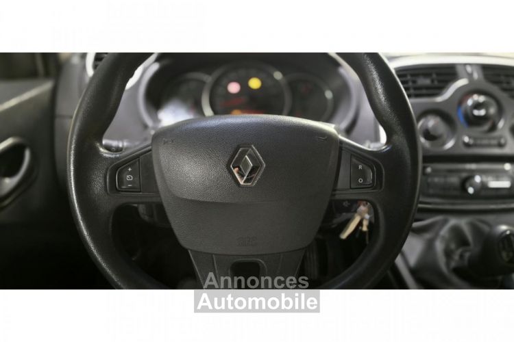 Renault Kangoo Express L0 1.5 DCi 90 FOURGON COMPACT R-LINK / 1ERE MAIN / TVA RECUPERABLE - <small></small> 9.490 € <small></small> - #17