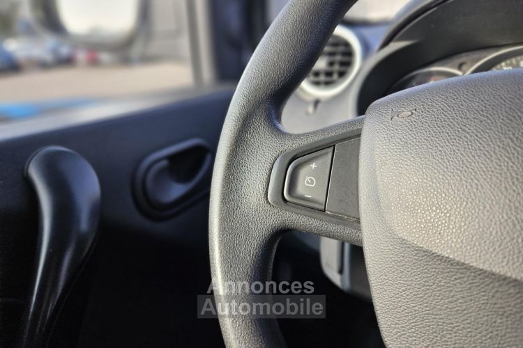 Renault Kangoo Express L1 1.5 Energy dCi - 95 II FOURGON PRO+ PHASE 2 couleur VANILLE - <small></small> 13.990 € <small>TTC</small> - #23