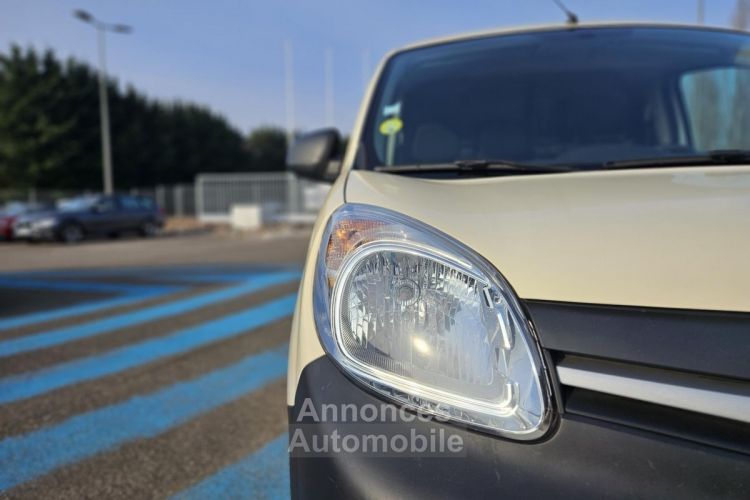 Renault Kangoo Express L1 1.5 Energy dCi - 95 II FOURGON PRO+ PHASE 2 couleur VANILLE - <small></small> 13.990 € <small>TTC</small> - #26