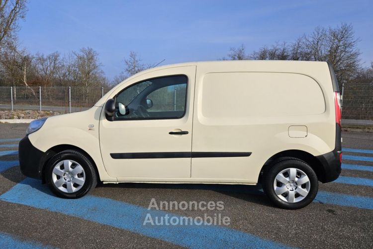 Renault Kangoo Express L1 1.5 Energy dCi - 95 II FOURGON PRO+ PHASE 2 couleur VANILLE - <small></small> 13.990 € <small>TTC</small> - #41