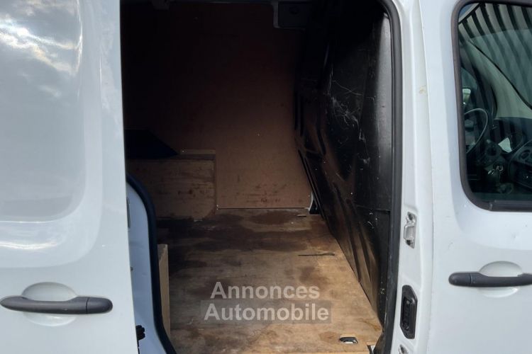 Renault Kangoo Express L1 1.5L Energy dCi - 80CH II FOURGON Générique / 11 583 HT - <small></small> 13.900 € <small></small> - #6