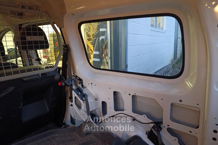 Renault Kangoo Express Maxi cabine approfondie 110CH 5PLACES - <small></small> 15.950 € <small>TTC</small> - #8