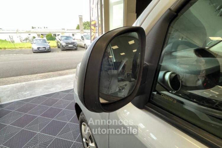 Renault Kangoo FOURGON BOITE AUTO 1.5 DCI 90CH ENERGY CONFORT EDC - <small></small> 10.490 € <small>TTC</small> - #18