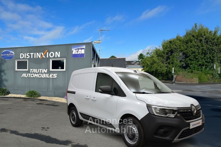 Renault Kangoo Van L1 Extra Tôlé 3 Places Blue DCI 95 Leasing - <small></small> 18.279 € <small></small> - #1