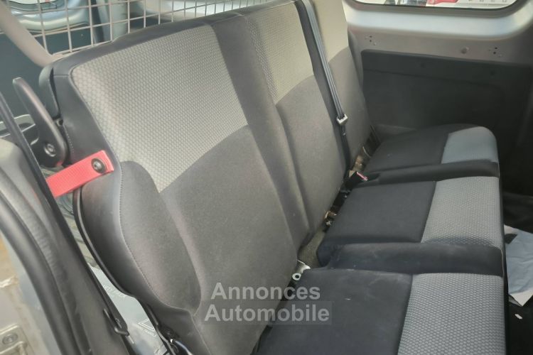 Renault Kangoo Z.E. CabAppro Gd CF ACHAT INTEGRAL - <small></small> 13.980 € <small>TTC</small> - #3