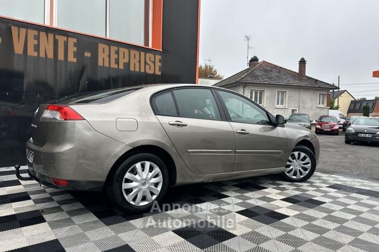 Renault Laguna III 1.5 DCI 110CH CARMINAT ECO² - <small></small> 2.490 € <small>TTC</small> - #8