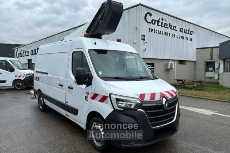 Renault Master 145cv nacelle Klubb k32 12m 3 places - <small></small> 21.990 € <small>HT</small> - #1