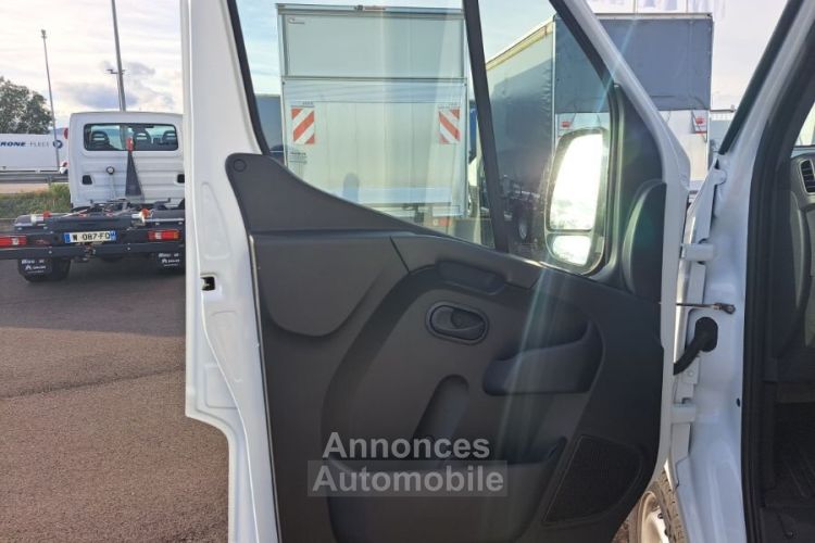 Renault Master 165 CV CAISSE HAYON 44990E HT - <small></small> 53.988 € <small>TTC</small> - #24