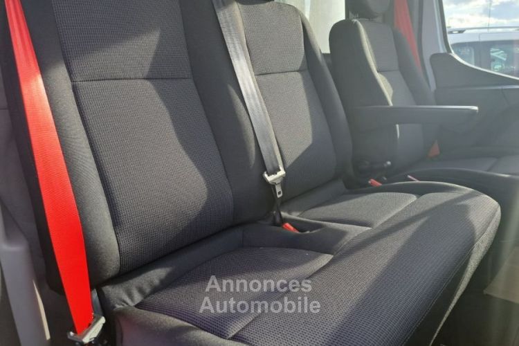 Renault Master 165 CV CAISSE HAYON LEGERE 44990E HT CU 1096 KG - <small></small> 53.988 € <small>TTC</small> - #11