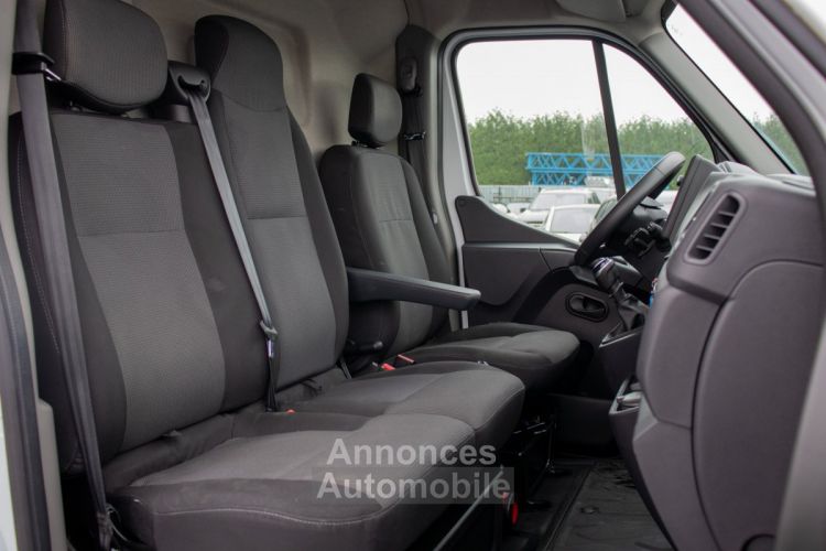 Renault Master 2.3Dci L3H2 - 3 PLAATSEN - SENSOREN - WERKRUIMTE - AIRCO - TREKHAAK - Euro 6 - <small></small> 21.999 € <small>TTC</small> - #15