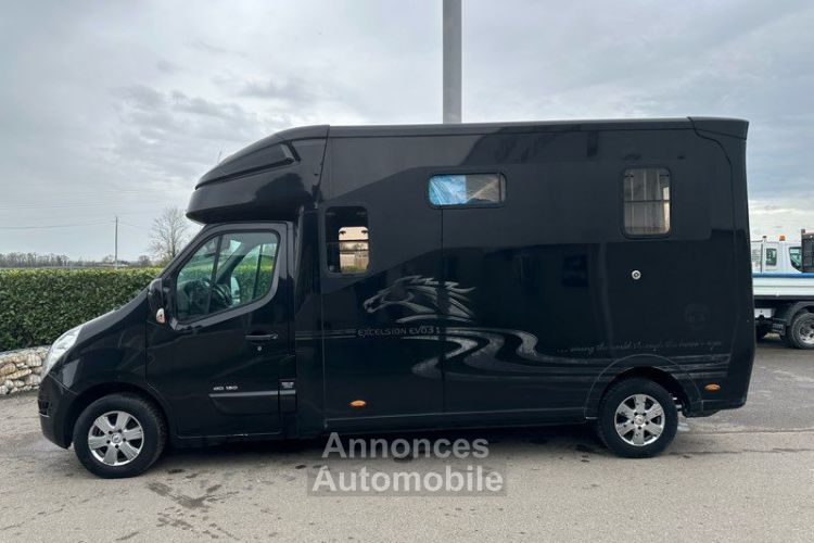 Renault Master 37490 ht van à chevaux 6 places - <small></small> 44.988 € <small>TTC</small> - #9