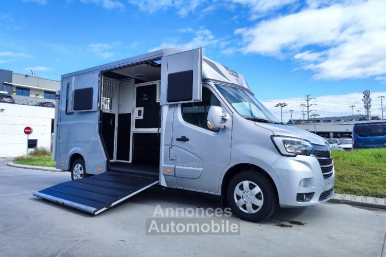 Renault Master AMELINE - HARAS 3 PLACES - 165 CV - 2.3L - L3 - BVM6 - <small></small> 75.600 € <small>TTC</small> - #4