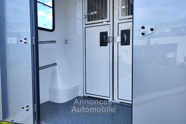 Renault Master AMELINE - HARAS 3 PLACES - 165 CV - 2.3L - L3 - BVM6 - <small></small> 75.600 € <small>TTC</small> - #13