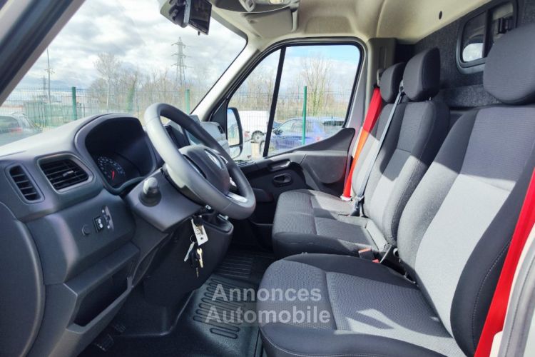 Renault Master AMELINE - HARAS 3 PLACES - 165 CV - 2.3L - L3 - BVM6 - <small></small> 75.600 € <small>TTC</small> - #16