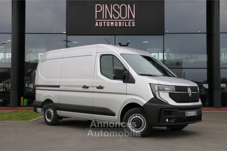 Renault Master Extra 3t5 L2H2 2.0 Blue dCi - 170 IV FOURGON Traction - <small></small> 38.858 € <small></small> - #1