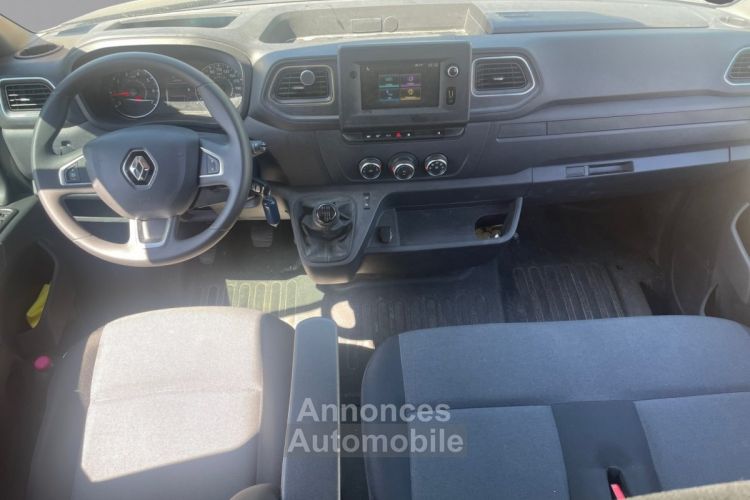 Renault Master FOURGON L4H2 Cabine Approfondie 2.3 DCI 165 ch GRAND CONFORT Roues jumelées Prix HT GARANTIE 1 AN - <small></small> 35.990 € <small>TTC</small> - #2