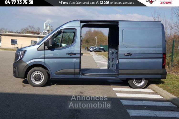 Renault Master FOURGON NOUVEAU Prix : 33490 HT - <small></small> 33.490 € <small>HT</small> - #12