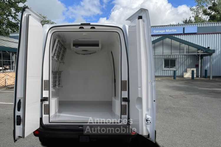 Renault Master Frigo (Froid Positif) L2H2 Grand Confort 3T5 Blue DCI 150 Leasing - <small></small> 39.415 € <small></small> - #3