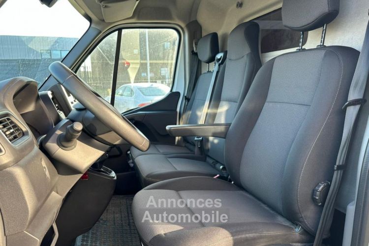 Renault Master Grand Confort F3500 L2H2 2.3L Blue dCi - 135 CH - <small></small> 25.900 € <small></small> - #12