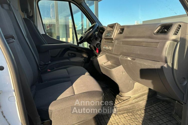 Renault Master Grand Confort F3500 L2H2 2.3L Blue dCi - 135 CH - <small></small> 25.900 € <small></small> - #13