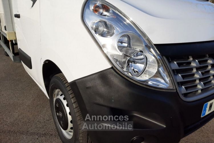 Renault Master GRAND VOLUME 2.3 dCi 130 CAISSE HAYON 20M3 TRAC F3500 CAISSE HAYON PORTE LATÉRALE - <small></small> 28.788 € <small>TTC</small> - #22