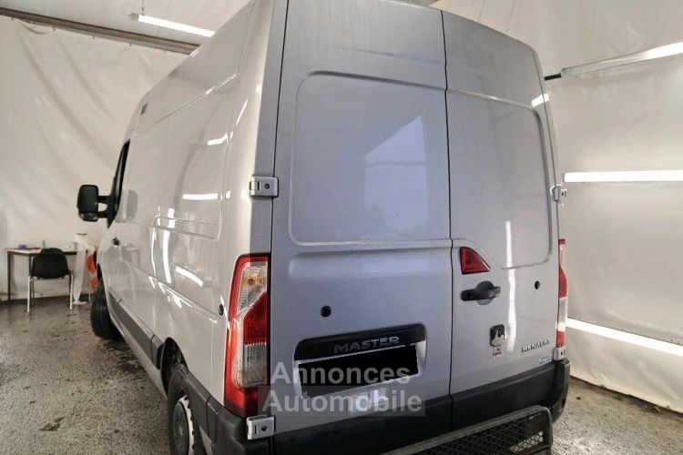 Renault Master III DCI 145 L1H2 Grand Confort 3t5 - <small></small> 16.900 € <small>TTC</small> - #2