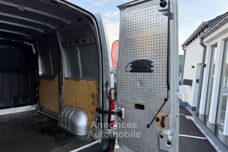 Renault Master III FG / PARTIR DE 210,58/MOIS F3500 L1H2 2.3 DCI 145CH ENERGY GRAND CONFORT EURO6 - <small></small> 16.970 € <small>TTC</small> - #12