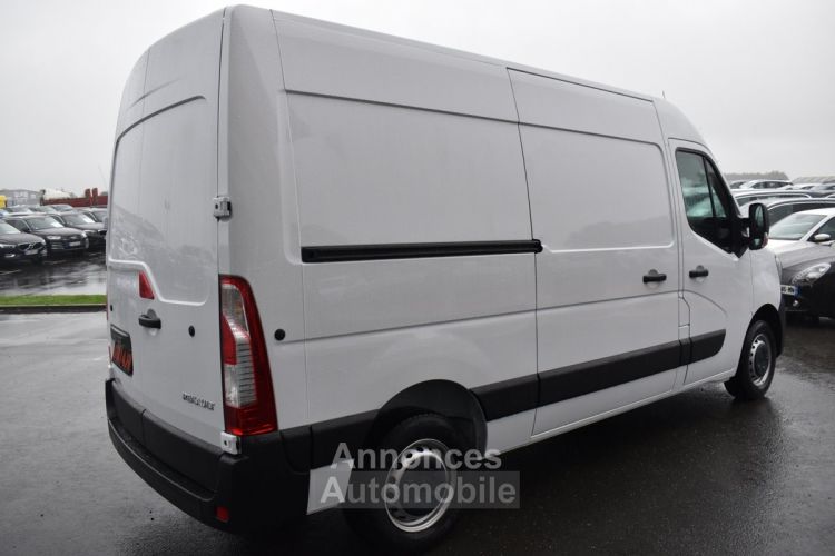 Renault Master III FG F3300 L2H2 2.3 BLUE DCI 135CH CONFORT EURO6E - <small></small> 34.880 € <small>TTC</small> - #2