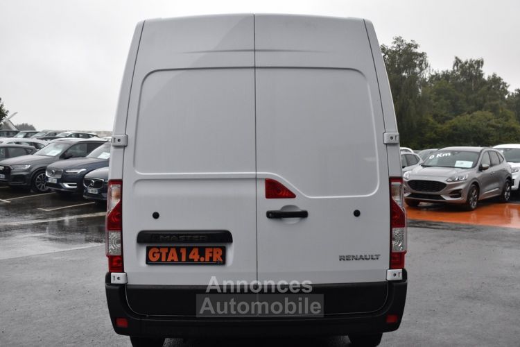 Renault Master III FG F3300 L2H2 2.3 BLUE DCI 135CH CONFORT EURO6E - <small></small> 34.880 € <small>TTC</small> - #18