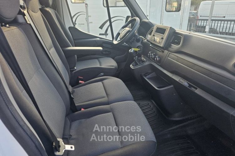 Renault Master III FG F3300 L2H2 2.3 BLUE DCI 135CH GRAND CONFORT EURO6 - <small></small> 20.900 € <small>TTC</small> - #11