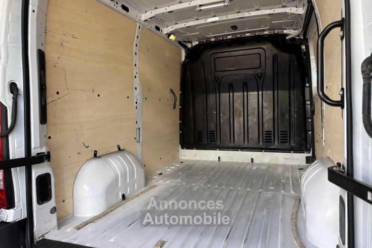 Renault Master L1H1 3 5 GRAND CONFORT 2.3 DCI 135CV BVM6 E6DT / À PARTIR DE 332,19 € * - <small></small> 23.990 € <small>TTC</small> - #22