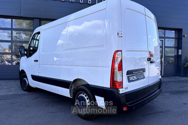 Renault Master L1H1 GRAND CONFORT 2.3 DCI 135CV BVM6 E6DT / 16658,33 € HT / À PARTIR DE 264,20 € * - <small></small> 19.990 € <small>TTC</small> - #9