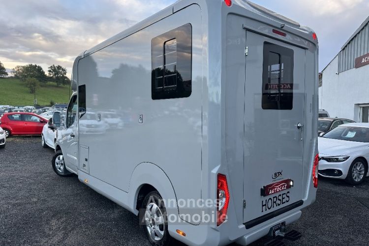 Renault Master STX HORSEBOX CAMION CHEVAUX 5PLACES ASSISES 2  PLACES CHEVAUX DCI 165 CONFORT*TVA RECUPERABLE+2023+10000KMS - <small></small> 69.990 € <small>TTC</small> - #6