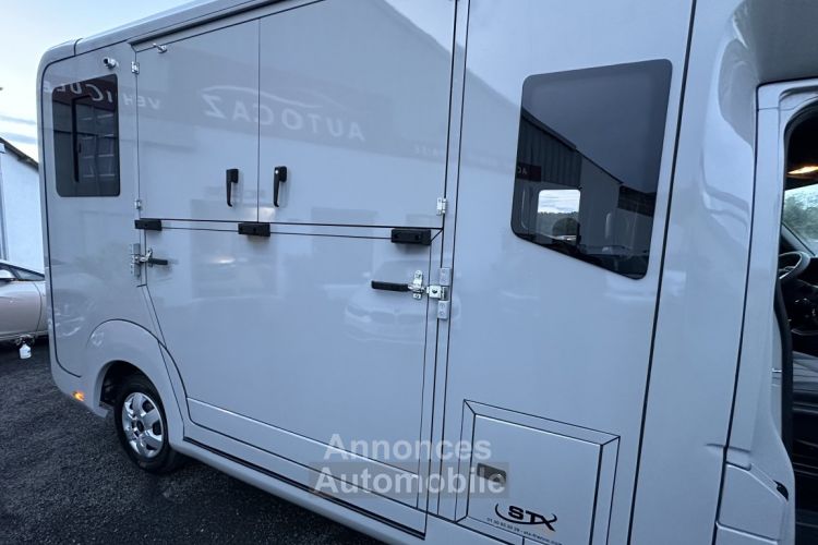 Renault Master STX HORSEBOX CAMION CHEVAUX 5PLACES ASSISES 2  PLACES CHEVAUX DCI 165 CONFORT*TVA RECUPERABLE+2023+10000KMS - <small></small> 69.990 € <small>TTC</small> - #7