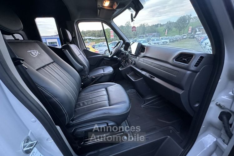 Renault Master STX HORSEBOX CAMION CHEVAUX 5PLACES ASSISES 2  PLACES CHEVAUX DCI 165 CONFORT*TVA RECUPERABLE+2023+10000KMS - <small></small> 69.990 € <small>TTC</small> - #12