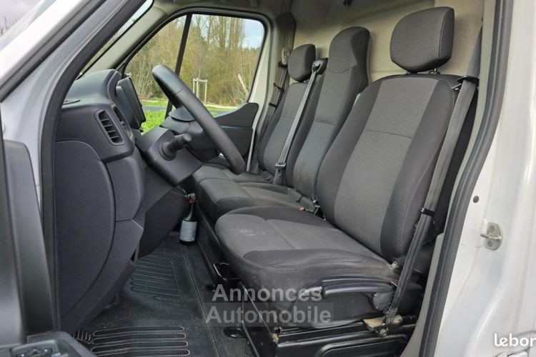 Renault Master VU FOURGON 2.3 DCI 135ch 33 L2H2 GRAND-CONFORT + SUIVI 14 992 HT - <small></small> 17.990 € <small>TTC</small> - #11