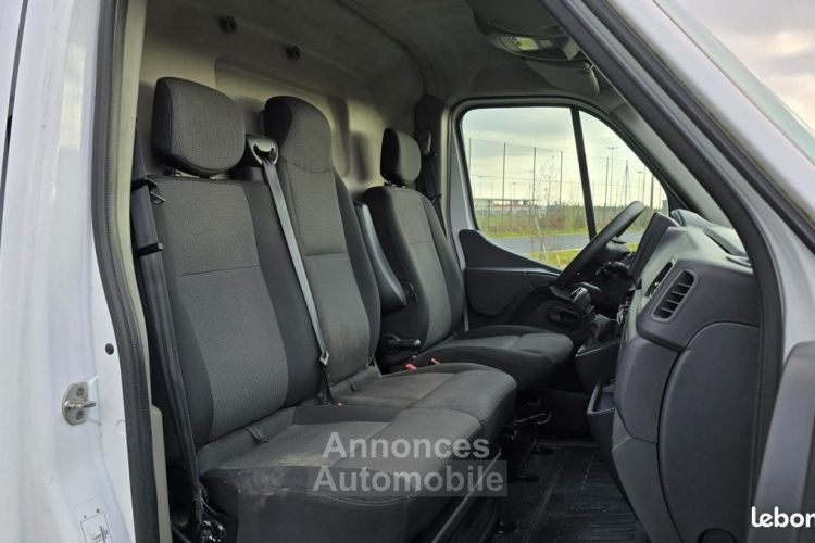 Renault Master VU FOURGON 2.3 DCI 135ch 33 L2H2 GRAND-CONFORT + SUIVI 14 992 HT - <small></small> 17.990 € <small>TTC</small> - #12