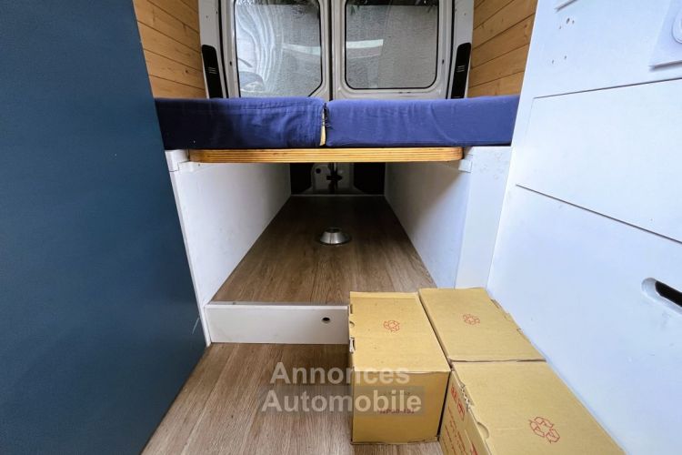 Renault Master *CAMPING-CAR* III GRAND CONFORT F3300 L2H2 DCI 125 EU5 - <small></small> 26.890 € <small>TTC</small> - #18