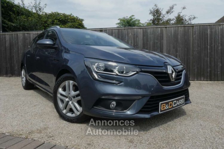 Renault Megane 1.2 TCe AIRCO-NAVI-CRUISE NETTO: 6.603 EURO - <small></small> 7.990 € <small>TTC</small> - #1