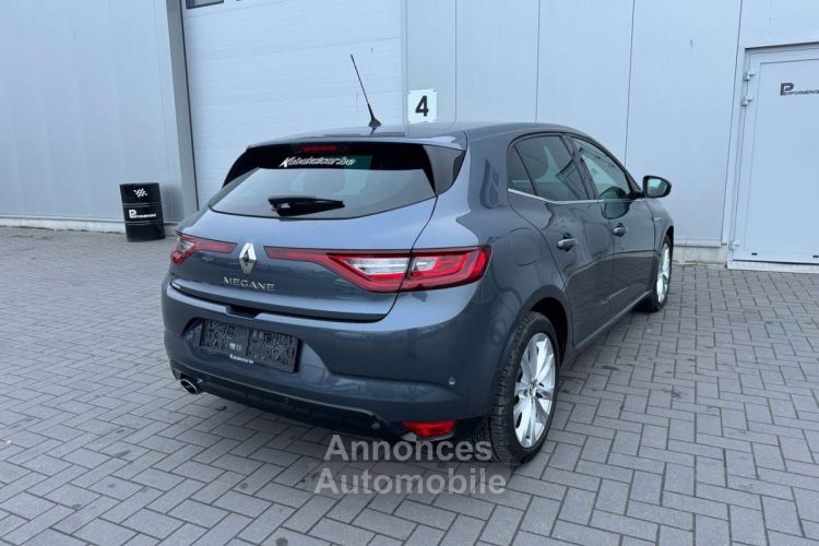 Renault Megane 1.2 TCe Limited Navi Caméra Garantie 12M - <small></small> 12.990 € <small>TTC</small> - #6