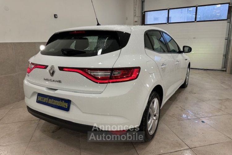 Renault Megane 1.5 DCI 110cv BOITE AUTOMATIQUE - <small></small> 12.490 € <small>TTC</small> - #10