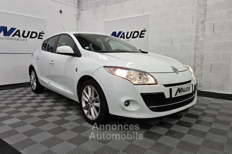 Renault Megane 1.5 dCi FAP 110 CH EDC Édition XV de France - <small></small> 11.490 € <small>TTC</small> - #1