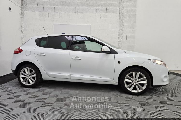 Renault Megane 1.5 dCi FAP 110 CH EDC Édition XV de France - <small></small> 11.490 € <small>TTC</small> - #8