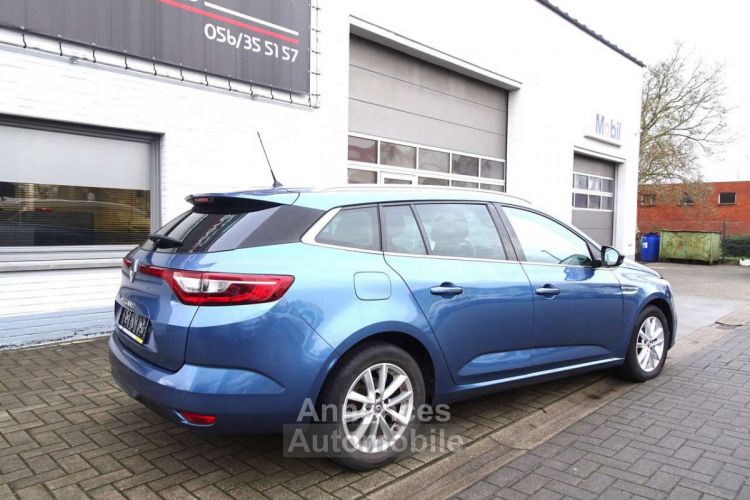 Renault Megane 1.5dCi AUTOMAAT,NAVI,KEYLESS,CRUISE,PDC V+A,BLUETH - <small></small> 12.500 € <small>TTC</small> - #4