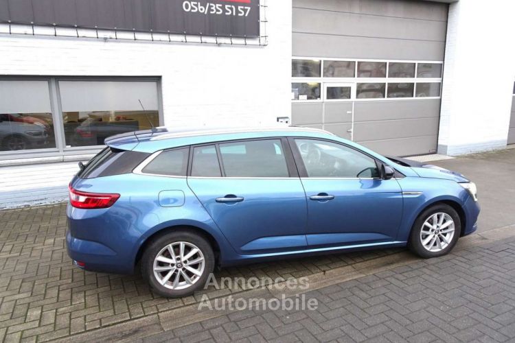 Renault Megane 1.5dCi AUTOMAAT,NAVI,KEYLESS,CRUISE,PDC V+A,BLUETH - <small></small> 12.500 € <small>TTC</small> - #5